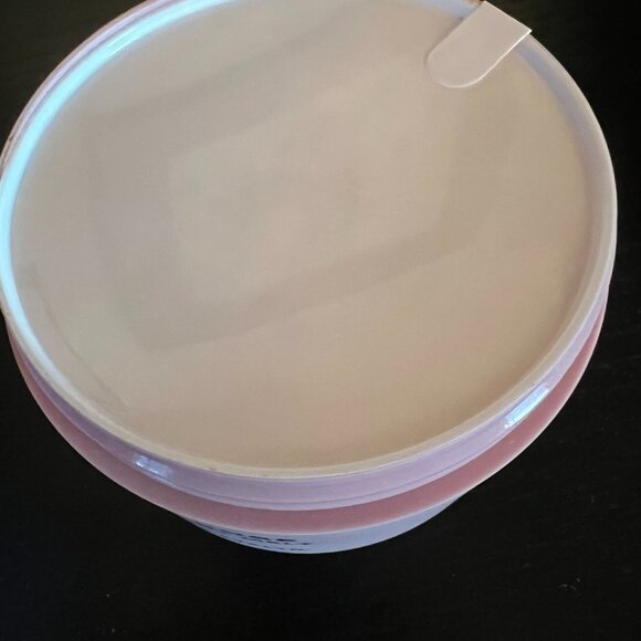 Crabtree and Evelyn Evelyn Rose Body Melt - Picture 3 of 3